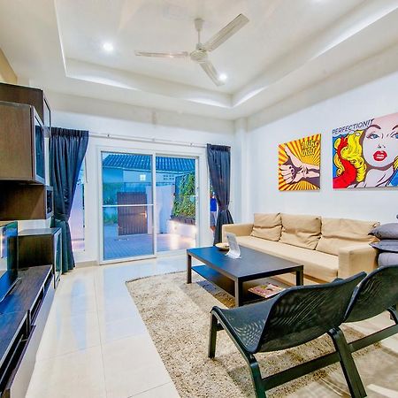 The Hidden Gem Villa Pattaya Exterior photo