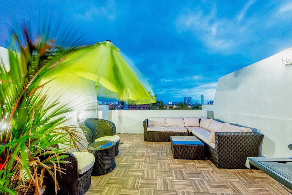 The Hidden Gem Villa Pattaya Exterior photo